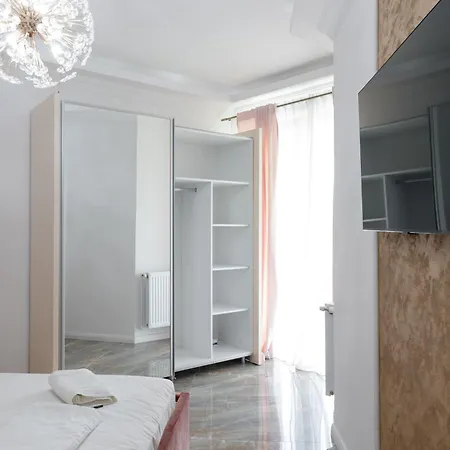 Grazzia Deluxe * Năvodari
